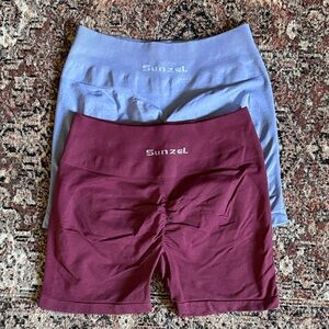 Sunzel Athletic Booty Scrunch Seamless Front Shorts Light Blue and Burgundy L